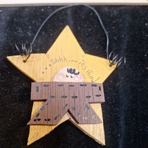 Wooden Star ornament Jesus in the manger &quot;shhh....it&#39;s Him!&quot; - £3.99 GBP