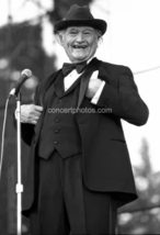 Red Skelton - 8x10 Color Photograph - $294.14 MXN