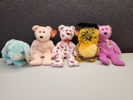 Lot Of 5 TY Beanie Babies Holiday Special Occasion Cure Graduation Mother - £9.20 GBP