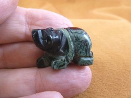 Y-BEA-538) little 1&quot; green black Bear walking gemstone FIGURINE cub carving - $8.59