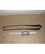 OEM 88 Cadillac Coupe Deville FWD LEFT &amp; RIGHT WINDSHIELD WIPER ARMS LIN... - $101.74 CAD