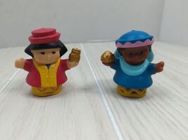 Fisher Price Little People Christmas nativity figures teal blue red wise... - $10.29