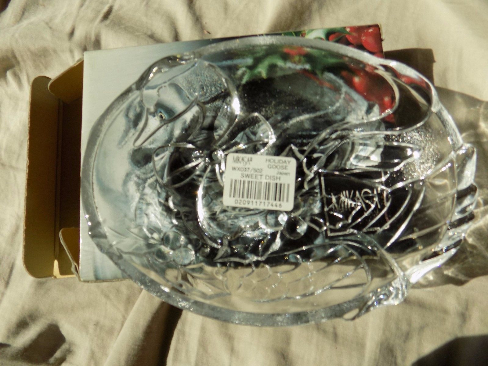 MIKASA &quot;HOLIDAY GOOSE&quot; OVAL SWEET DISH - WX037/502 - $3.99