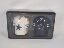 Dallas Cowboys Gameday Salt and Pepper Shakers - £16.72 GBP