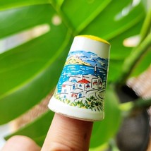 Vintage Mediterranean Village Rhodes Greek Thimble - £11.55 GBP