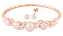 Peach Freshwater Pearl Bracelet/ Earrings in ION Plated RG Stainless Steel/Brass - £15.18 GBP