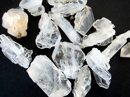 One Faden Quartz Rough Stone 5gr  Healing Crystal Reiki Expand Conscious... - £10.69 GBP