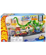 Hot Wheels Ultimate Octo Car Wash Playset with 3 Color Reveal Cars in 1:... - $243.75 CAD