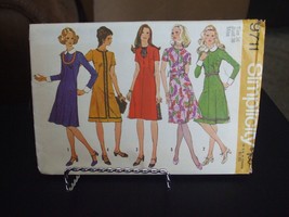 Simplicity 9711 Misses Dress with Trim Pattern - Size 16 Bust 38 Waist 29 - £9.33 GBP