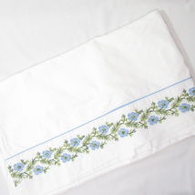Fieldcrest Enchanted Evening Floral Embroidered Blue Full/Double Flat Sheet - £26.78 GBP