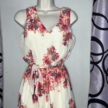 Emma &amp; Michele Floral V-Neck Sleeveless Dress Size 6 - £12.53 GBP