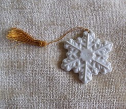 Avon 1983 Snowflake Christmas Ornament 3&quot;  - $9.41