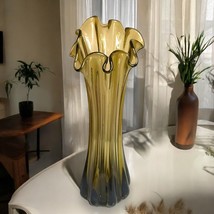 Vintage Swung Vase Mid-Century Modern Grey Smoke Glass Ribbed Vintage Ruffled - $29.92