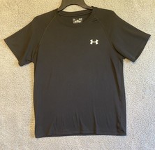 Under Armour Heat Gear Loose Fit Athletic T-Shirt Size SMALL - $9.90