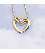 Vintage Avon Gold Tone Rhinestone Heart Necklace 16 Inches H1 - $24.99