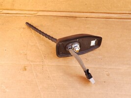 2017-19 Kia Soul Roof Radio Antenna & Mast HD w/o Navigation MOBIS 96210-b2330 image 3