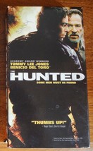 The Hunted VHS Tommy Lee Jones Benicio Del Toro - £1.56 GBP