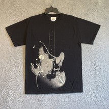 Vintage Fender Guitar T Shirt Mens Medium Black Short Sleeve - $15.99