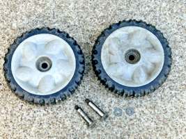 Pair 117-5964 Front Wheels Toro Lawn Boy 20&quot; Lawnmower - $344.06 MXN