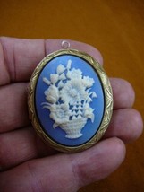 (cm46-42) FLOWER BOUQUET blue white CAMEO vintage locket Pendant daisies tulip - £40.94 GBP