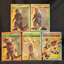 Bandai Hyper Godzilla 2002 mini figure Lot of 5 Complete Mothra King Ghi... - $2,796.88 MXN