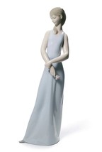 Lladro 01008583 The Lady of The Rose Figurine New - $400.00