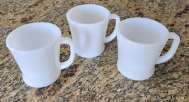 Vintage Fire-King Set/3 Milk Glass 6oz Mugs D-Handle w/notch - $331.97 MXN