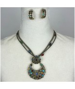 Gold Tone Multicolor Rhinestone Statement Necklace &amp; Cuff Earrings - $553.61 MXN