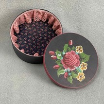 Floral Tole Painted Wooden Box 5 Inch Round Lace Fabric Lined Signed Vin... - £19.20 GBP