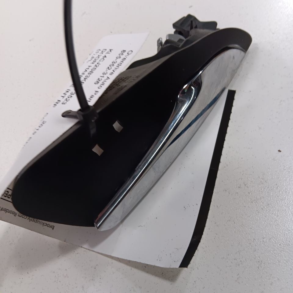 Buick Encore Door Handle Right Passenger Front Interior Inside  2019 201... - $49.94