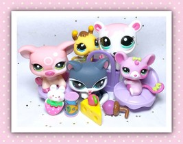 Authentic LPS #2203 - 2206 #2298 Blythe Loves Littlest Pet Shop Fashions &amp; Treat - $33.81