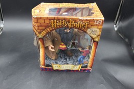 HARRY POTTER Classic Scenes Collection Hagrid&#39;s Gift 2001 Mattel - £19.44 GBP
