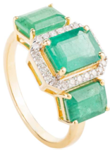 Contemporary Emerald Three Stone 18k Yellow Gold Ring with Halo Diamonds - £1,306.33 GBP