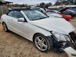 2011 Mercedes E350 OEM Front Right Spindle Knuckle  - $92.81