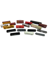 Vintage HO Scale Train Cars Mixed Brands Rolling Stock Lot of 18 Trains - $98.99