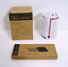 Pampered Chef Food Holder 1124 HOLD &#39;N SLICE 1101 Measrure All 1 Cup 223... - £15.65 GBP
