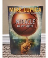 Miracle on 49th Street by Mike Lupica (2007, UK-B Format Paperback) - $18.45 MXN