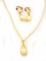 Vintage 1950s Princess Pearls Goldtone Necklace  Earrings W Certificate - $653.23 MXN