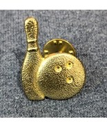 Vintage Goldtone Bowling Pin And Ball Brooch Lapel Pin - $98.99 MXN