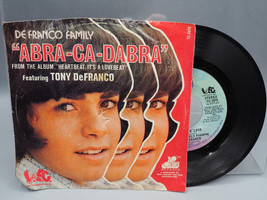 Vintage De Franco Familia Abra-ca-Dabra / Mismo Kind O Amor 45 RPM Simple - £15.91 GBP