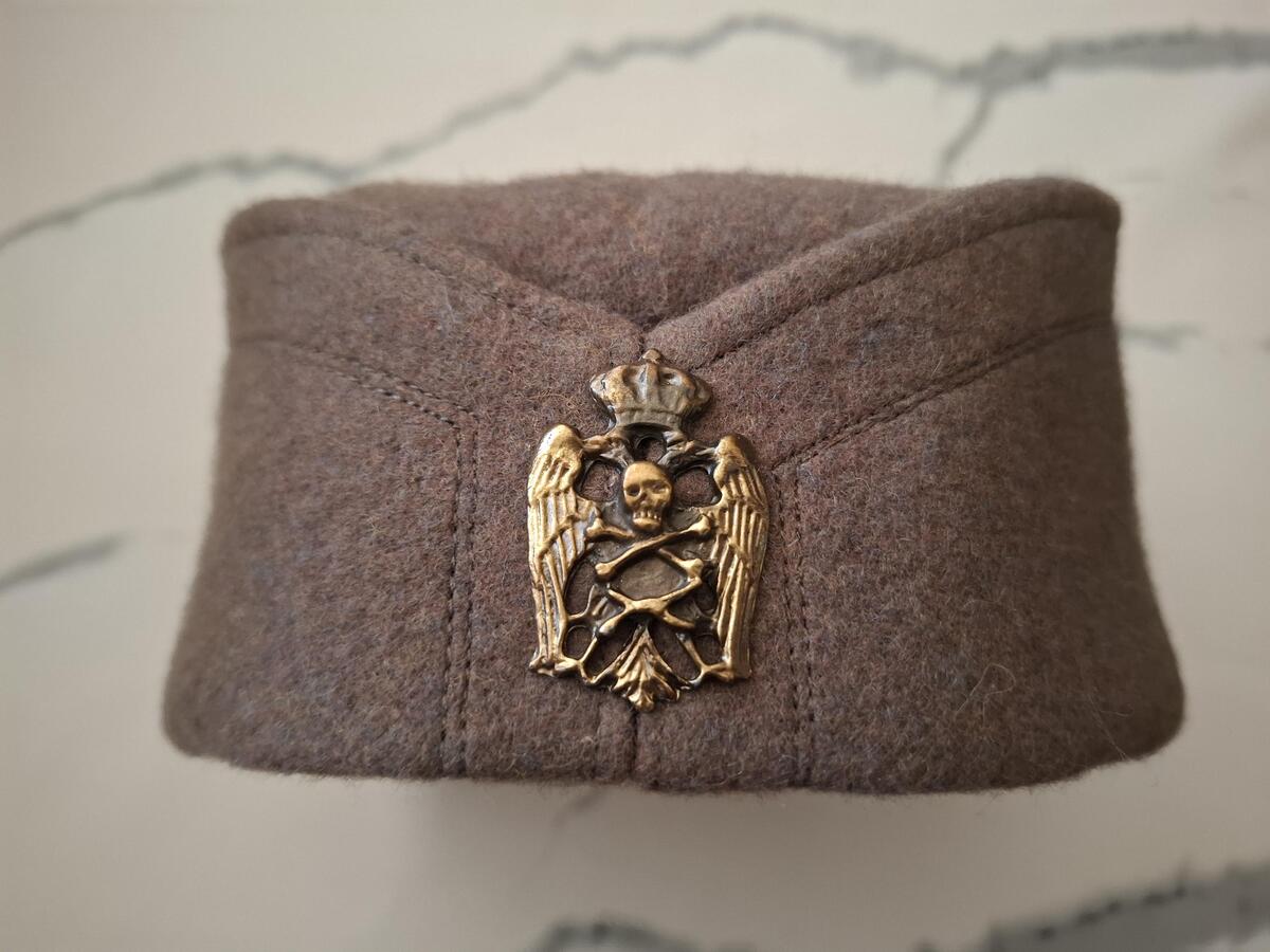 Full-size item image