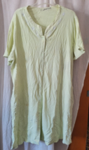 VTG Women's Robe/House Coat Snaps Flowers Pale Green Short Sleeve Summer... - $12.99