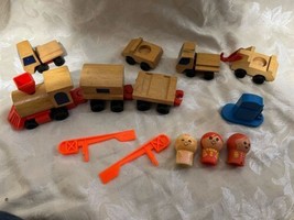 Vintage 1972 Mattel Preschool Motor Putt Putt Railroad Parts Wood Train ... - £31.34 GBP