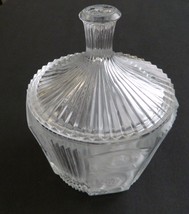 Pleat and Panel Cristal d&#39;Arques Ribbed &amp; Floral Pattern Covered Candy Dish - £15.69 GBP