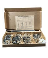 Plow &amp; Hearth Tavern Puzzle Collection Challenging Set 2005 4 Puzzles - $1,686.29 MXN
