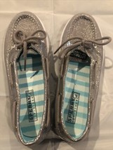 Sperry Top Sider Women&#39;s Silver Sequins Womens Boat Shoes Size 4 M - $24.75