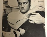 Elvis Presley Magazine Pinup Picture Elvis sitting - $3.95