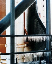 Ice on launch tower before launch Space Shuttle Challenger STS-51L Photo... - £7.02 GBP+