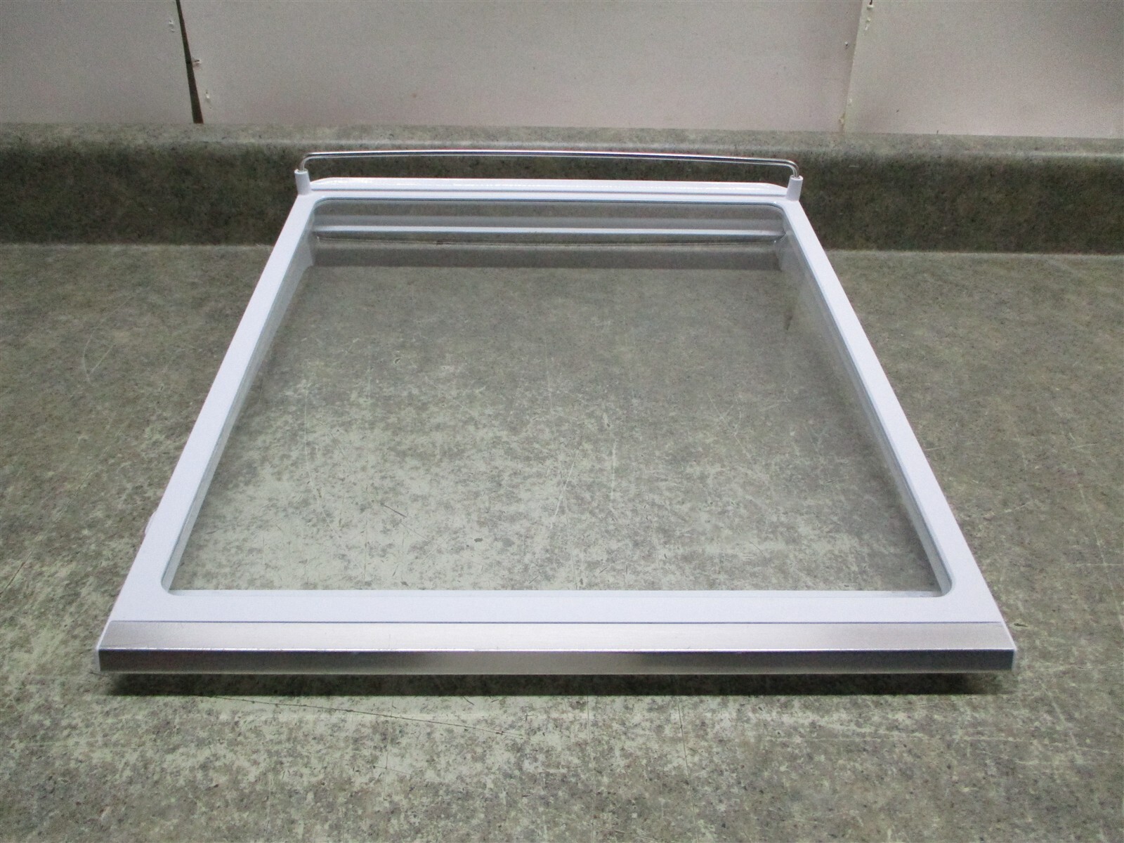 SAMSUNG REFRIGERATOR SLIDING SHELF SCRATCHES PART # DA97-13241D - $67.50