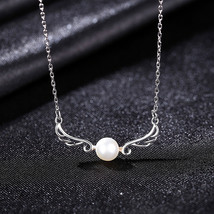 S925 Silver Freshwater Pearl Necklace Women&#39;s Angel Wing Pendant Necklace Clavic - £13.47 GBP
